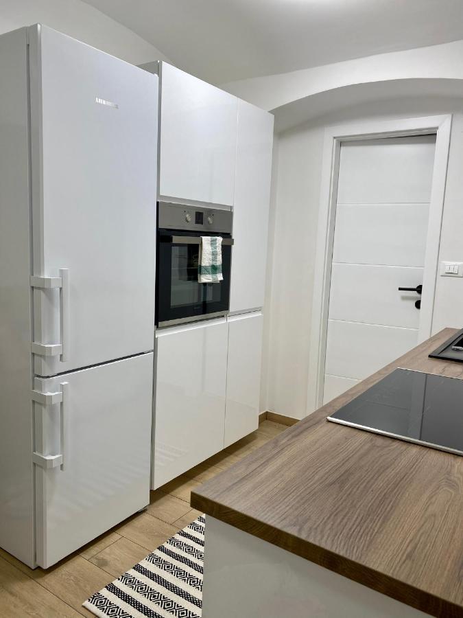 Gold Apartment Загреб Екстериор снимка