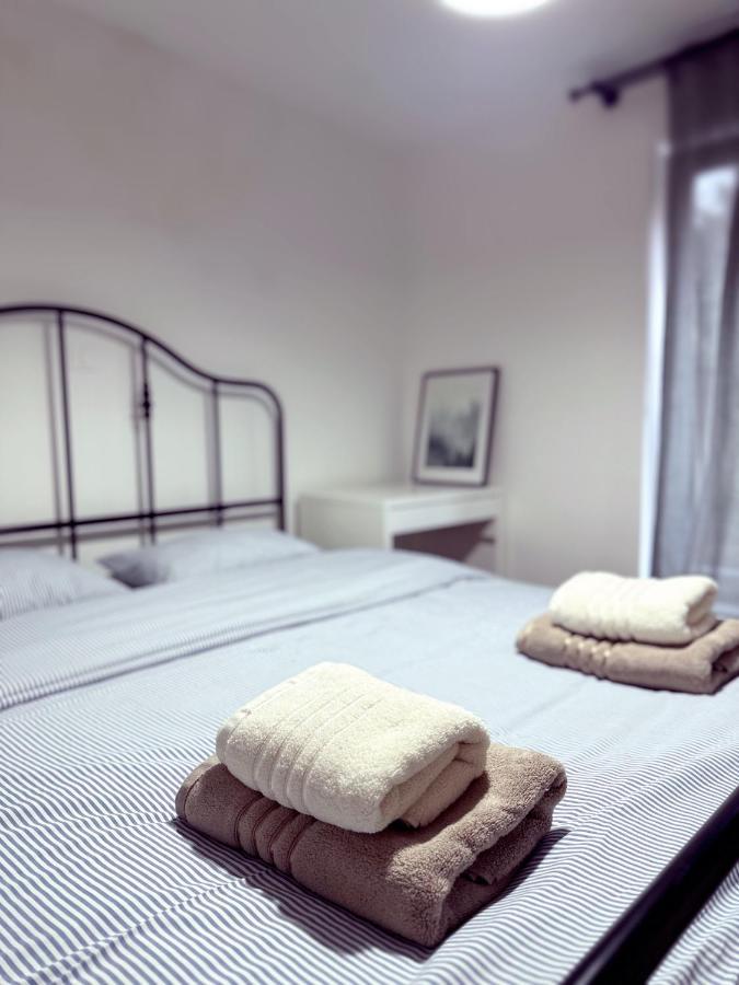 Gold Apartment Загреб Екстериор снимка